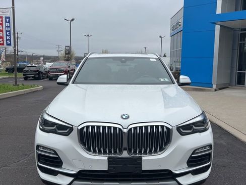 Used 2021 BMW X5 xDrive40i w/ Premium Package image 2