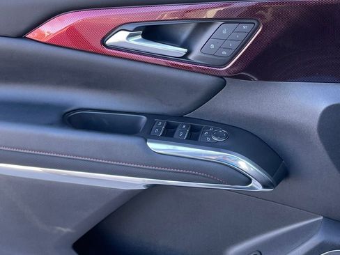 Certified 2024 Chevrolet Traverse RS image 20