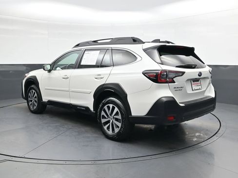 Used 2025 Subaru Outback Premium w/ Popular Package #1 image 6