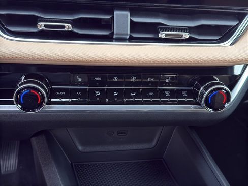 New 2026 Chevrolet Equinox ACTIV image 15