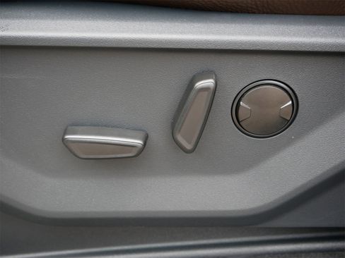 New 2025 Ford Expedition Max King Ranch image 17