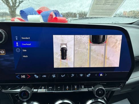 Used 2024 Chevrolet Blazer EV LT image 46