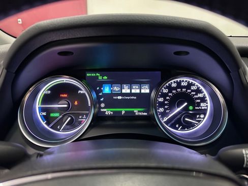 Used 2018 Toyota Camry XLE image 18