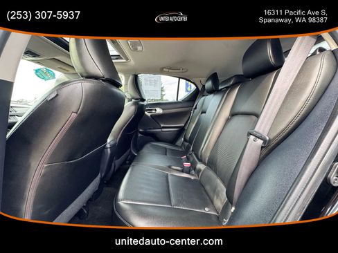 Used 2011 Lexus CT 200h image 9