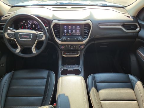Used 2023 GMC Acadia Denali w/ Black Diamond Edition AWD/4WD image 9