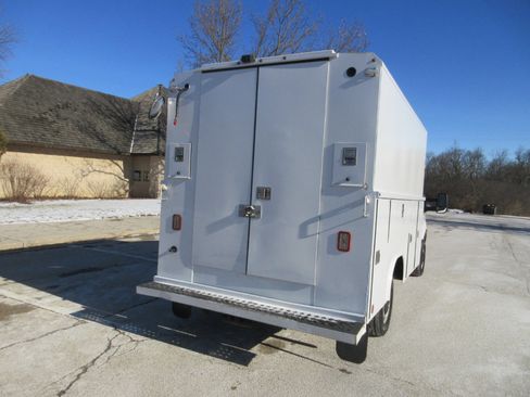 Used 2019 Ford Transit 350 138 image 12