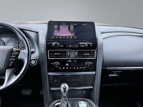 Used 2024 INFINITI QX80 Luxe AWD/4WD image 7