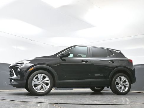 Used 2025 Buick Encore GX Preferred FWD image 53