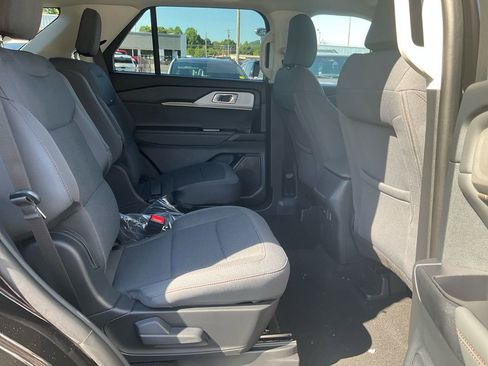 New 2026 Ford Explorer Active AWD/4WD image 13