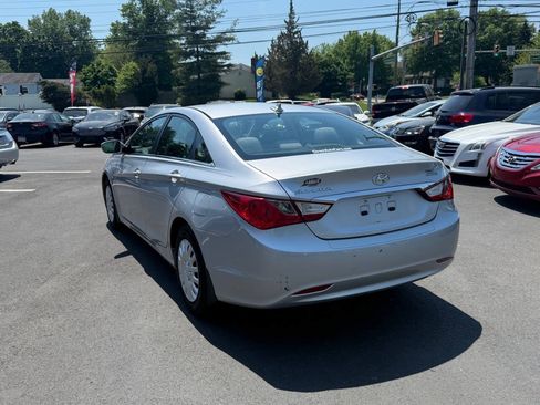 Used 2012 Hyundai Sonata GLS FWD image 8