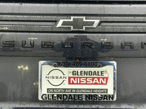 Used 2024 Chevrolet Suburban Z71 w/ Luxury Package image 17