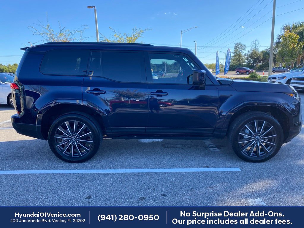 Used 2025 Lexus GX 550 AWD/4WD image 34