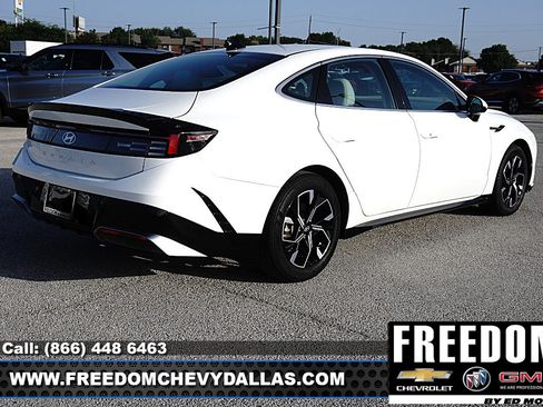 Used 2025 Hyundai Sonata SEL FWD image 39