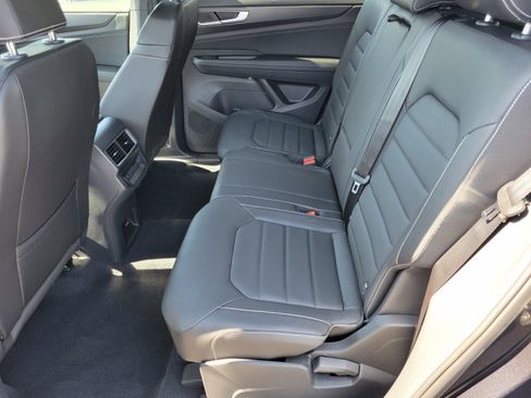 New 2026 Volkswagen Atlas Cross Sport SEL R-Line AWD/4WD image 8