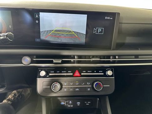 Certified 2025 Hyundai Santa Cruz SE image 22