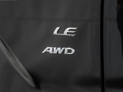 New 2026 Toyota Corolla Cross LE image 7