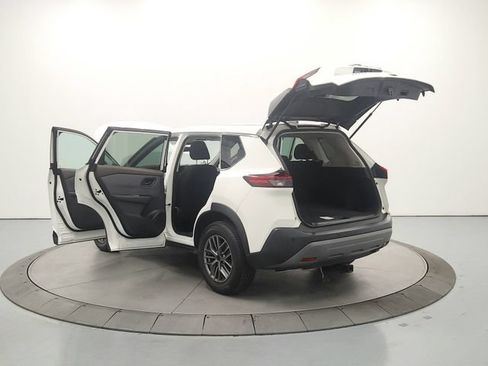 Used 2023 Nissan Rogue S AWD/4WD image 14
