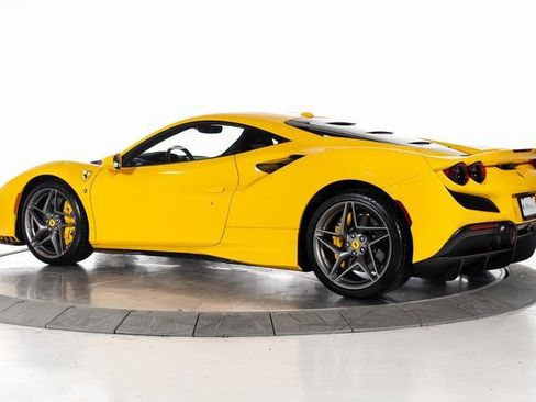 Certified 2022 Ferrari F8 Tributo image 7