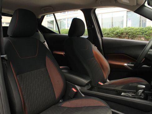 Used 2024 Nissan Kicks SR FWD image 26