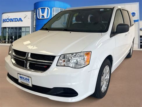 Used 2015 Dodge Grand Caravan SE w/ Quick Order Package 29E SE image 4