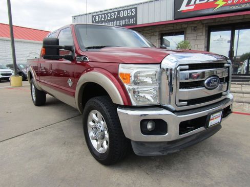Used 2013 Ford F250 Lariat w/ Lariat Interior Pkg AWD/4WD image 6
