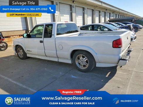 Used 2002 Chevrolet S10 Pickup LS w/ LS Preferred Equipment Group RWD image 3
