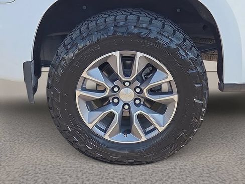 Used 2019 Chevrolet Silverado 1500 LTZ w/ LTZ Texas Edition RWD image 8