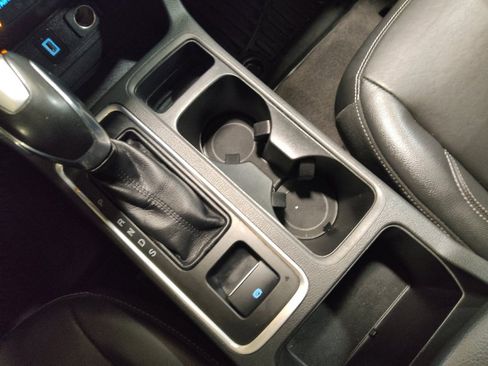 Used 2018 Ford Escape SEL w/ Ford Safe & Smart Package AWD/4WD image 26