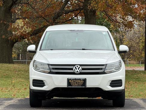 Used 2012 Volkswagen Tiguan S AWD/4WD image 9