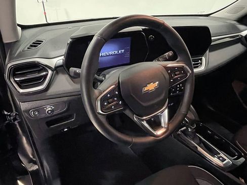 Used 2025 Chevrolet TrailBlazer LT w/ LT Cold Weather Package image 20