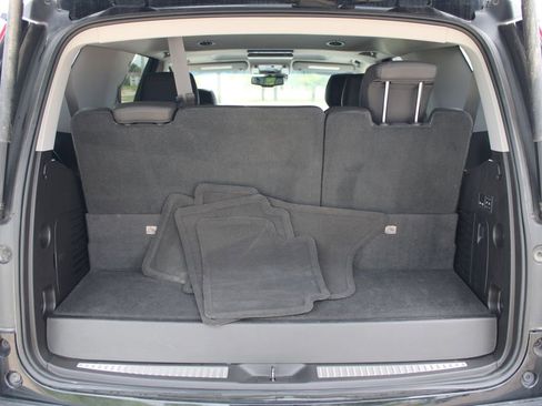 Used 2015 Cadillac Escalade Luxury AWD/4WD image 15