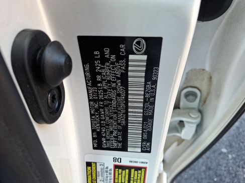 Certified 2023 Lexus ES 350 w/ Premium Package image 28