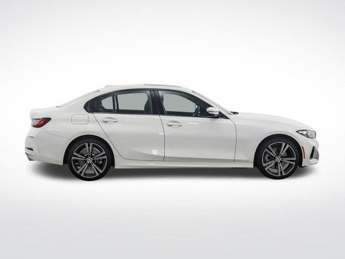 Used 2023 BMW 330i xDrive Sedan w/ Premium Package AWD/4WD image 6