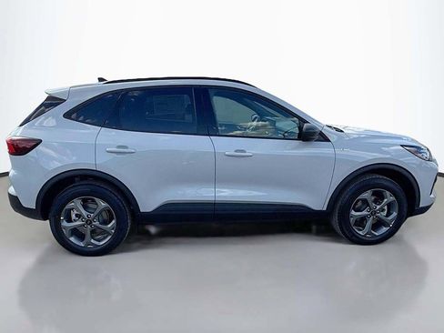 New 2026 Ford Escape ST-Line w/ Tech Pack #1 AWD/4WD image 13