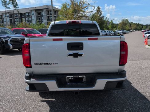 Used 2018 Chevrolet Colorado LT w/ Redline Special Edition RWD image 5