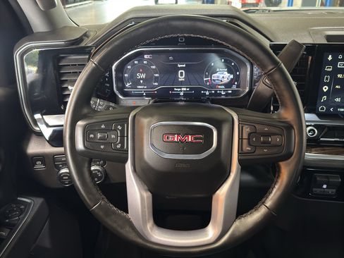 Used 2025 GMC Sierra 1500 SLE w/ Preferred Package AWD/4WD image 23