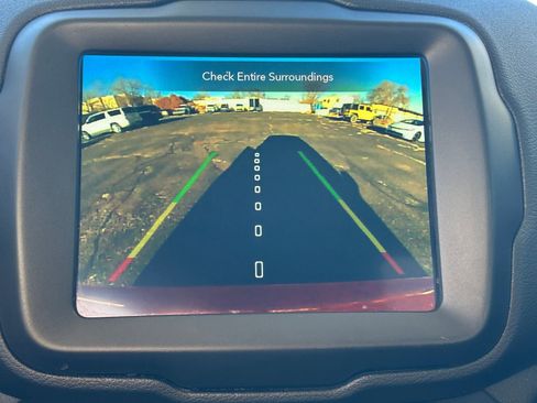 Used 2020 Jeep Renegade Trailhawk w/ Premium Leather Group image 23