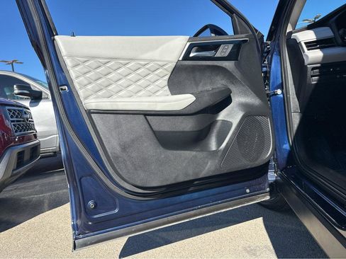 Used 2023 Mitsubishi Outlander SEL image 15