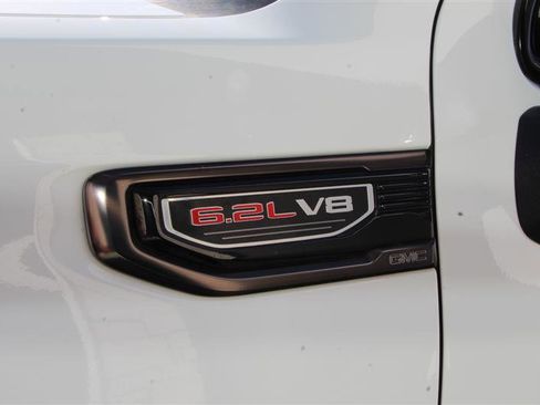 Used 2022 GMC Sierra 1500 AT4X image 17
