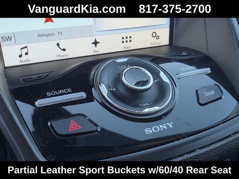 Used 2017 Ford Escape Titanium image 21