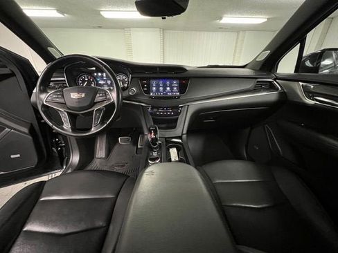 Used 2022 Cadillac XT5 Sportv w/ Technology Package AWD/4WD image 16
