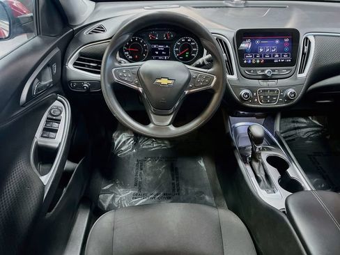 Used 2024 Chevrolet Malibu LT w/ LPO, Floor Liner Package FWD image 21