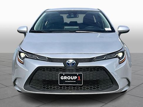 Used 2022 Toyota Corolla LE image 3