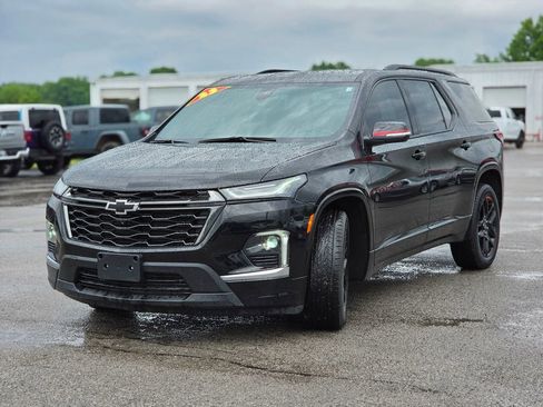 Used 2023 Chevrolet Traverse Premier w/ Redline Edition AWD/4WD image 3