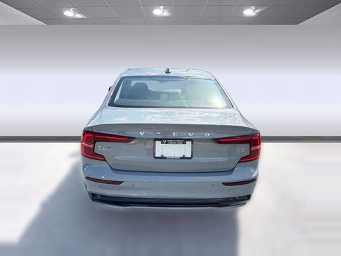Certified 2025 Volvo S60 B5 Plus image 6