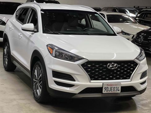 Used 2019 Hyundai Tucson SEL w/ Cargo Package FWD image 3