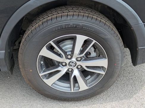 Used 2018 Toyota RAV4 XLE w/ Plus Extra Value Package AWD/4WD image 27