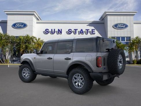 New 2025 Ford Bronco Badlands image 6