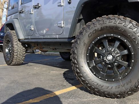 Used 2016 Jeep Wrangler Unlimited Sport image 6