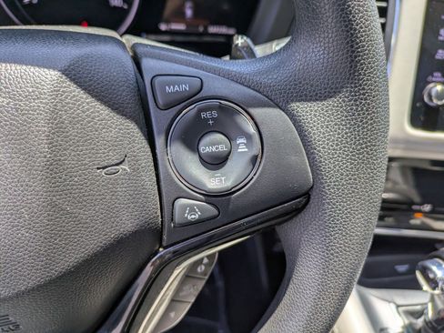 Used 2021 Honda HR-V EX image 19